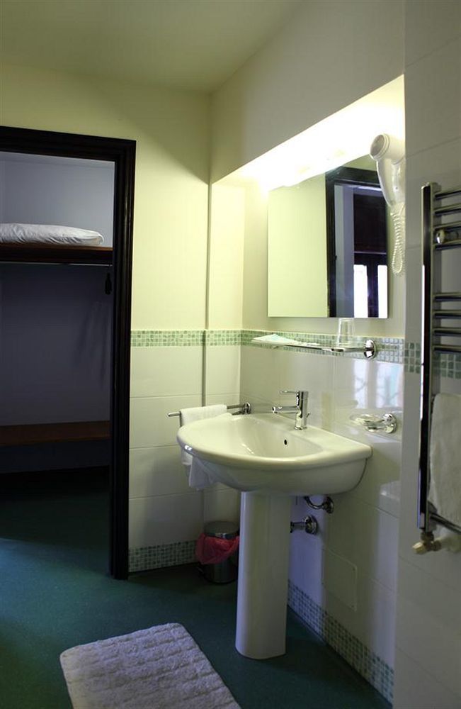 Alla Marina Bed And Breakfast Trapani Bagian luar foto